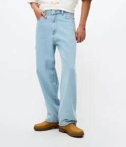 Calça Jeans Baggy com Bolsos Funcionais