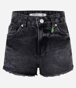 Short Jeans com Cintura Média e Pingente do Brasil