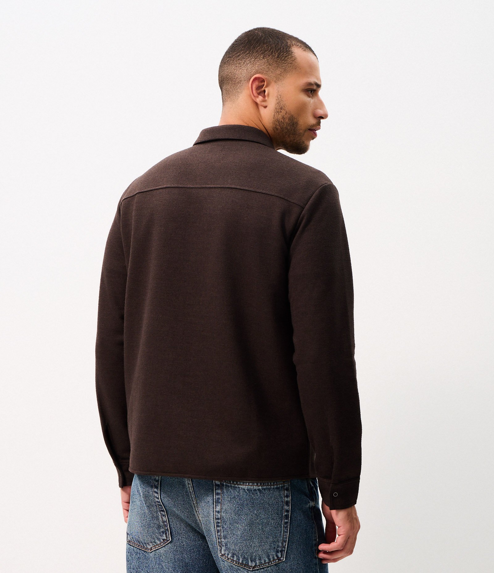 Camisa com Fio Mescla e Bolso Marrom 3