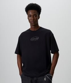 Camiseta Boxy em Algodão com Estampa Chaos e Estrelas