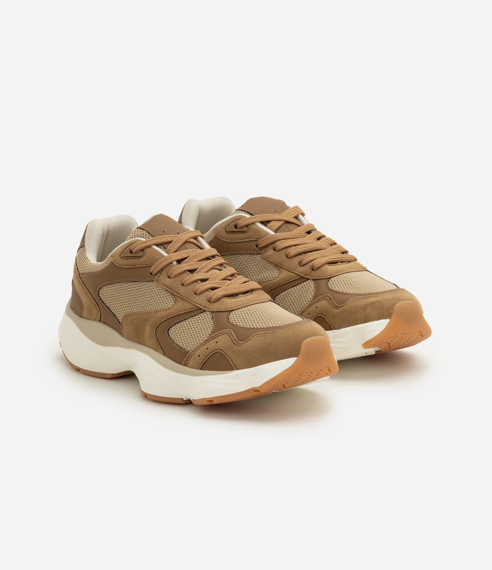 Tênis Dad Sneaker Recortes Mix de Materiais Bege 2