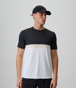 Camiseta Dry Esportiva com Cores Blocadas