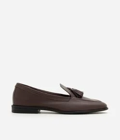 Mocassim em Couro com Detalhe de Franjas