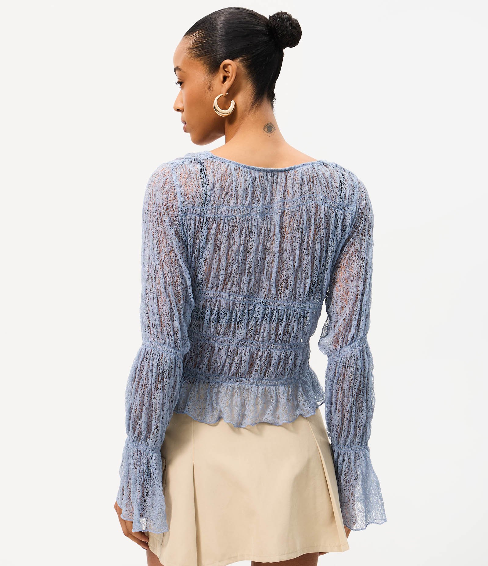 Blusa Peplum com Amarração em Lacinhos Azul 4