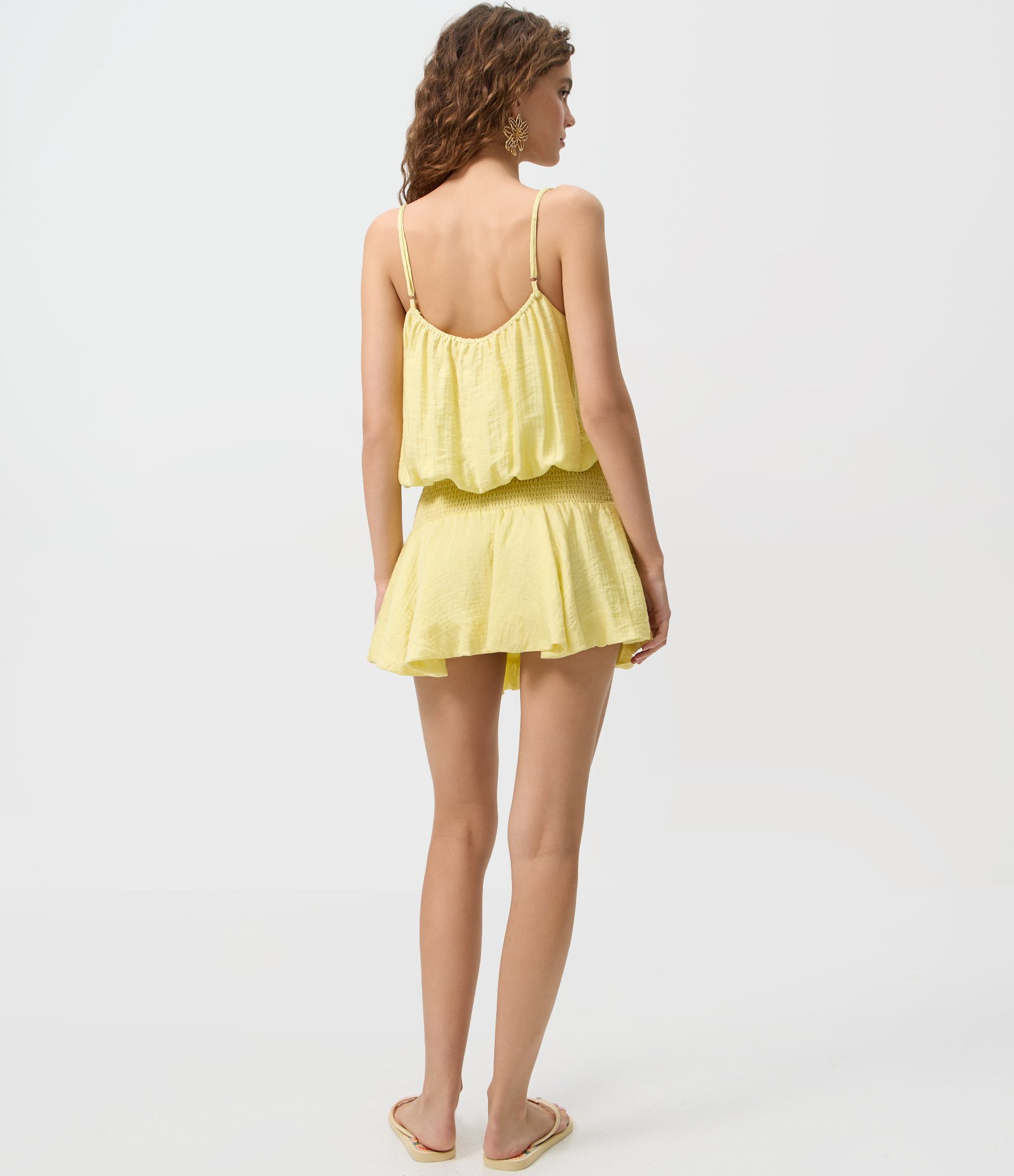 Vestido Curto Blusado em Viscolinho com Saia Balonê Amarelo 5