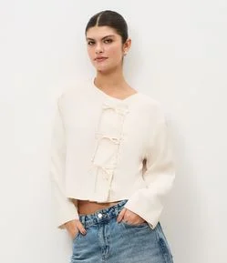 Camisa em Viscose com Fechamento Lateral
