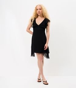 Vestido Curto em Chiffon com Decote V e Manga com Babados
