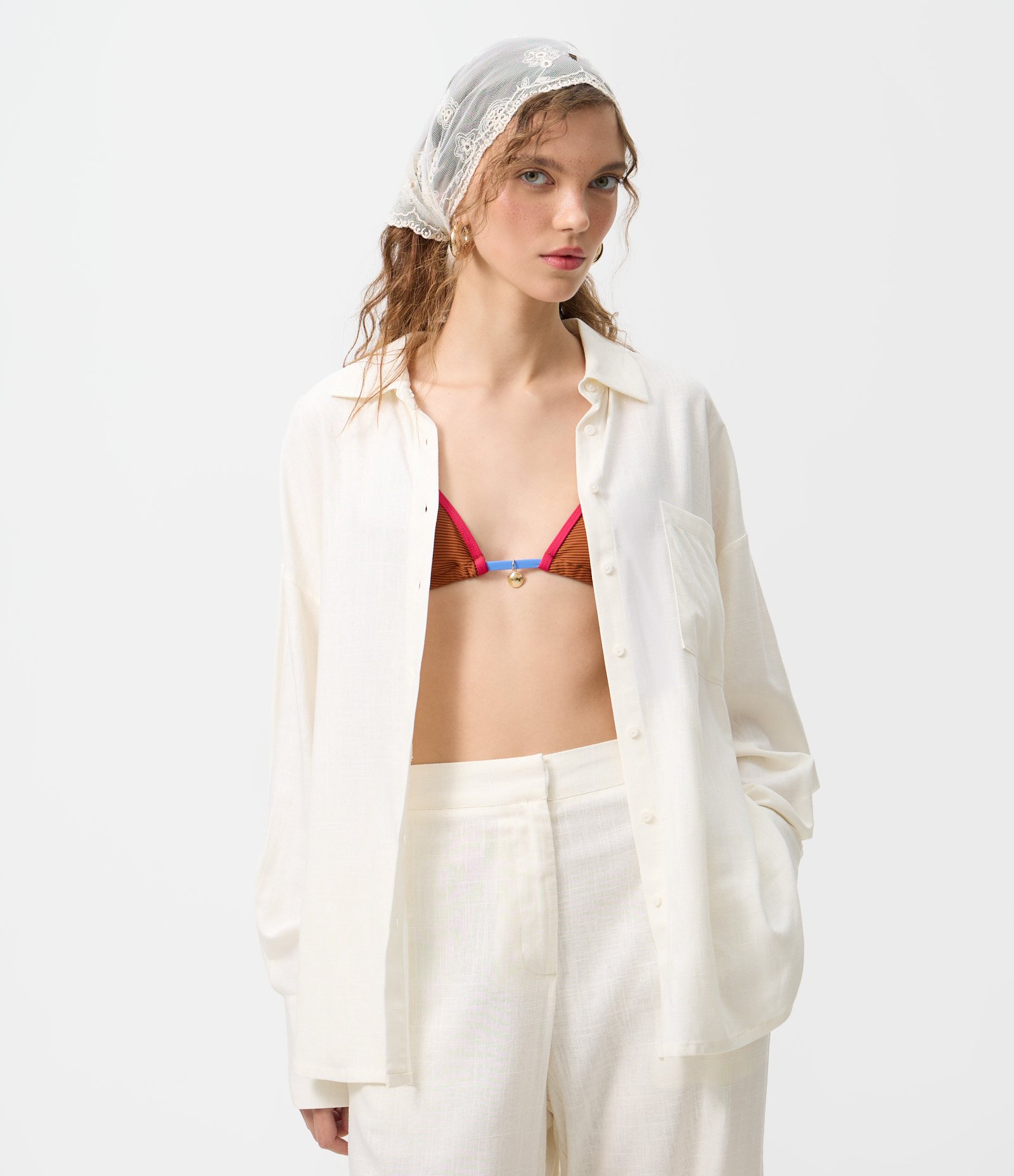 Camisa Mullet em Viscolinho com Bolso Frontal Off White 1
