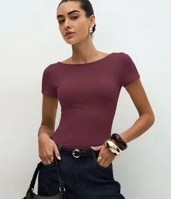 Blusa Regular em Poliamida com Gola Canoa
