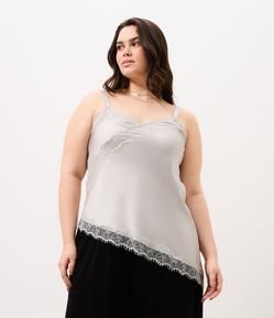 Blusa Alongada em Cetim com Renda Curve & Plus Size