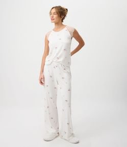 Pijama Regular em Viscolycra Floral com Renda