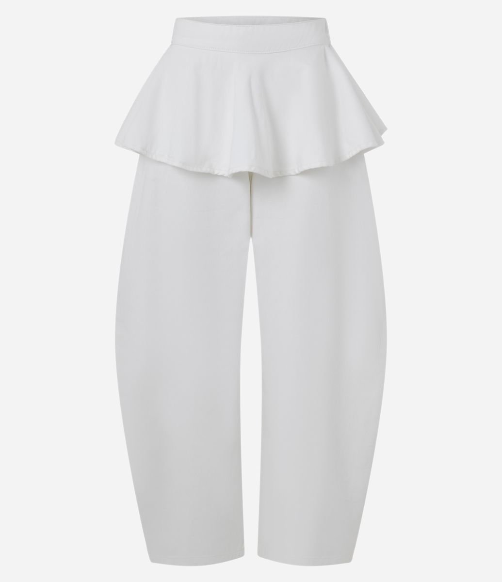 Calça Barrel em Jeans com Cintura Alta e Peplum Branco