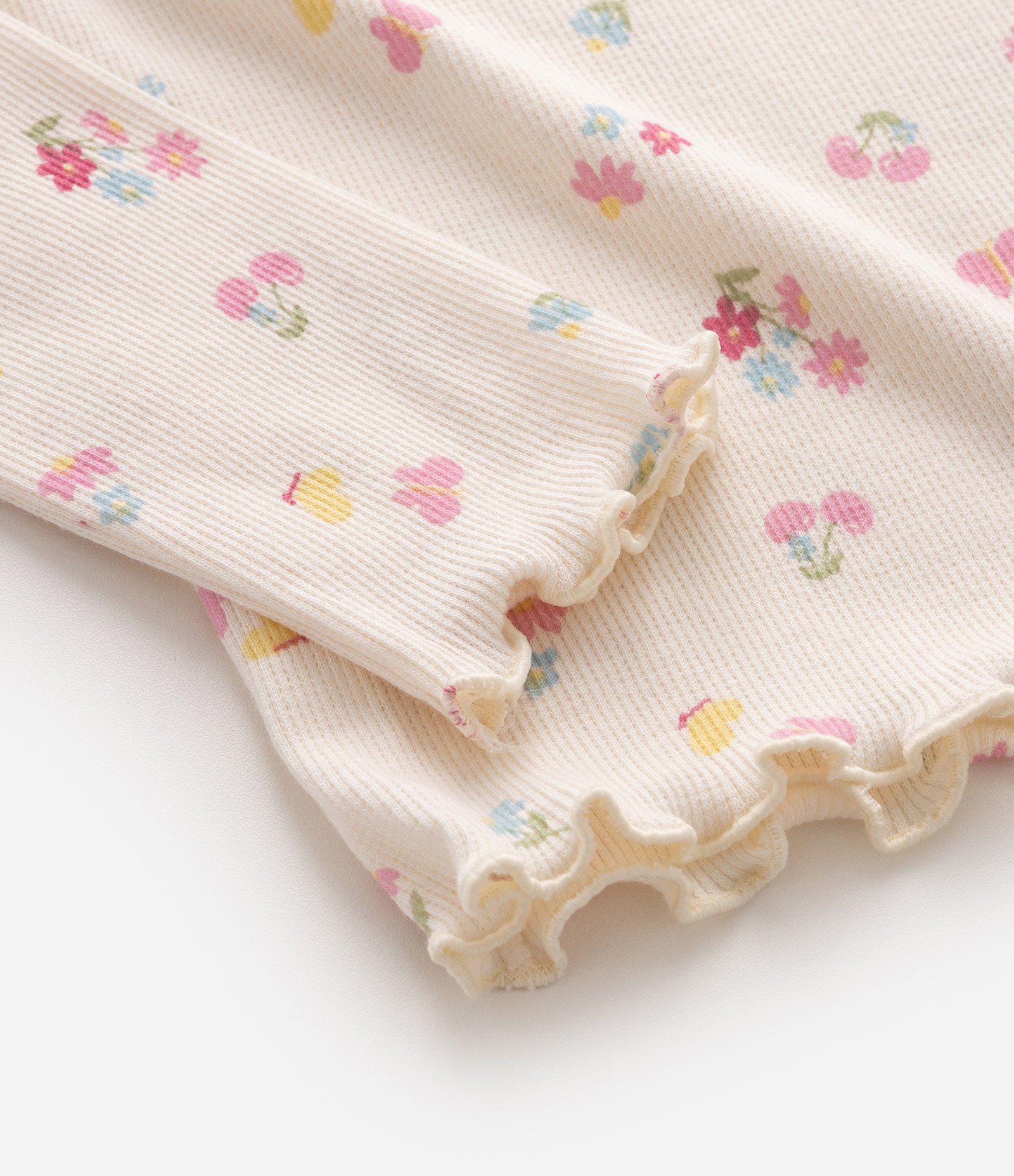 Camiseta Slim Infantil em Ribana com Estampa Floral - Tam 1 a 6 Anos Bege 4