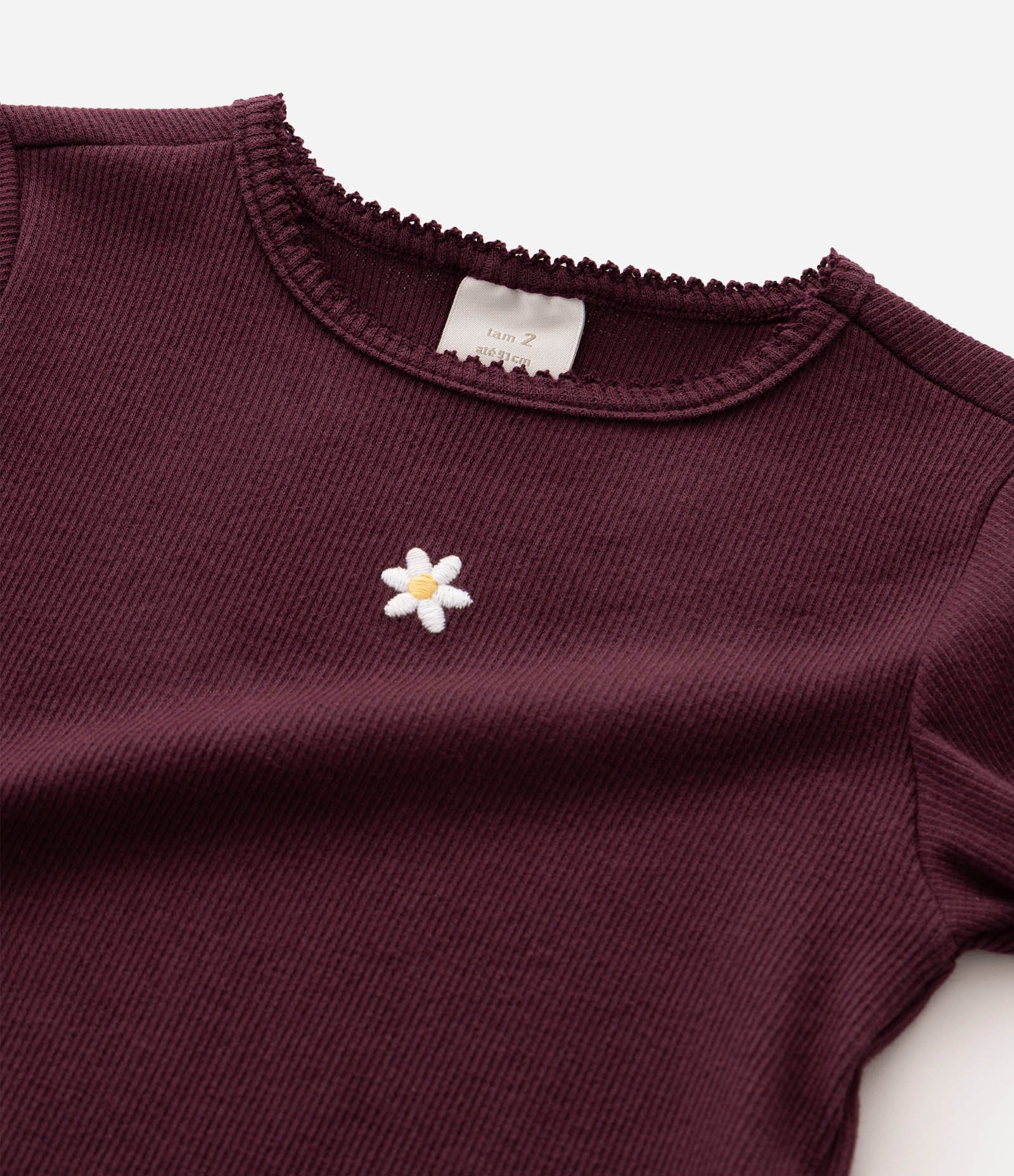 Camiseta Slim Infantil em Ribana com Bordado de Flor - Tam 1 a 6 Anos Bordô 4