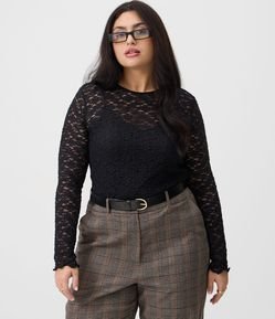 Blusa de Renda Floral Manga Longa Curve & Plus Size