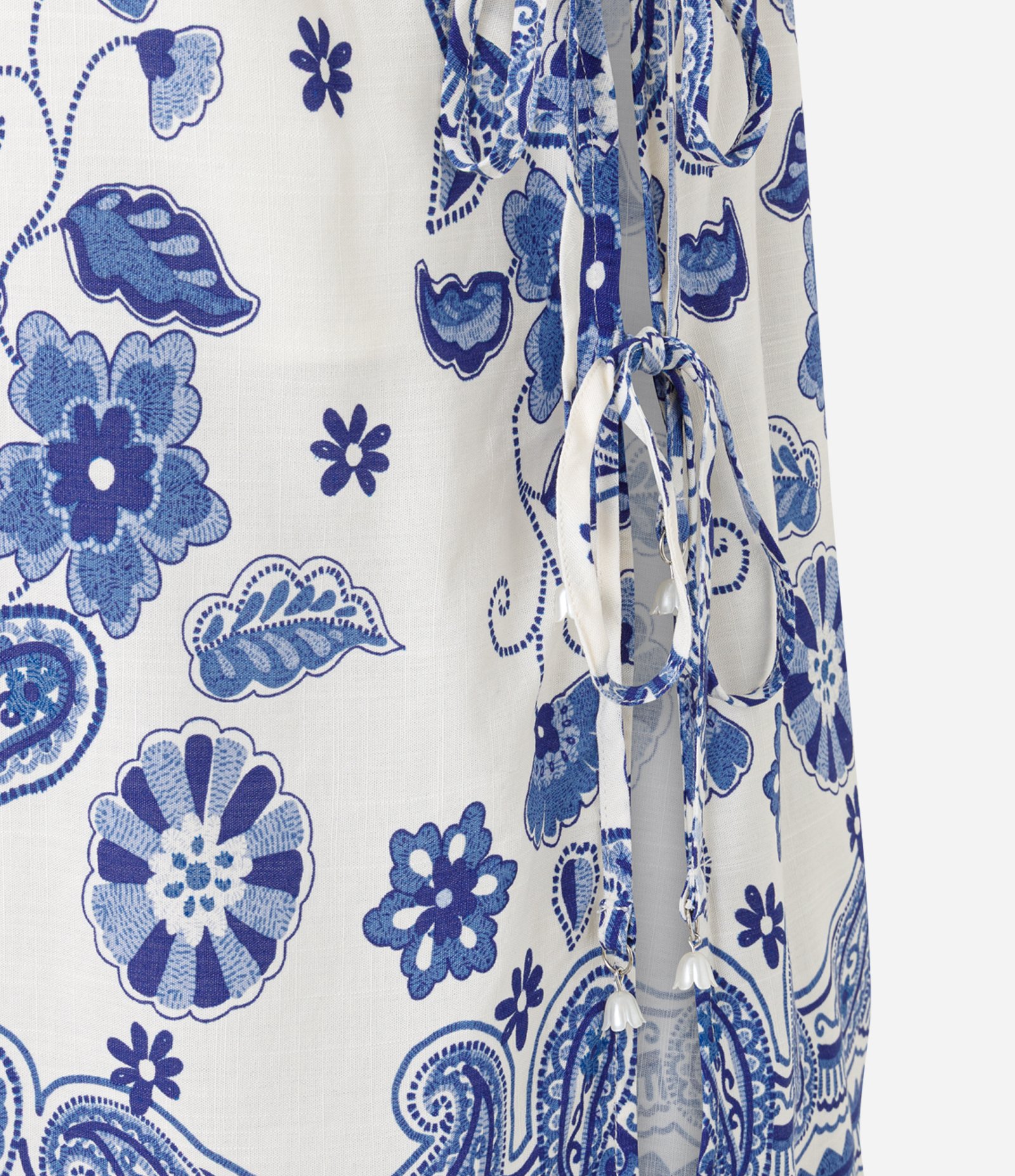 Blusa Estampada em Viscose com Decote Reto e Alças Finas Off White 6