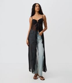 Blusa Super Alongada em Tule com Alças Finas e Amarração no Decote