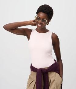 Blusa em Poliamida com Gola Redonda