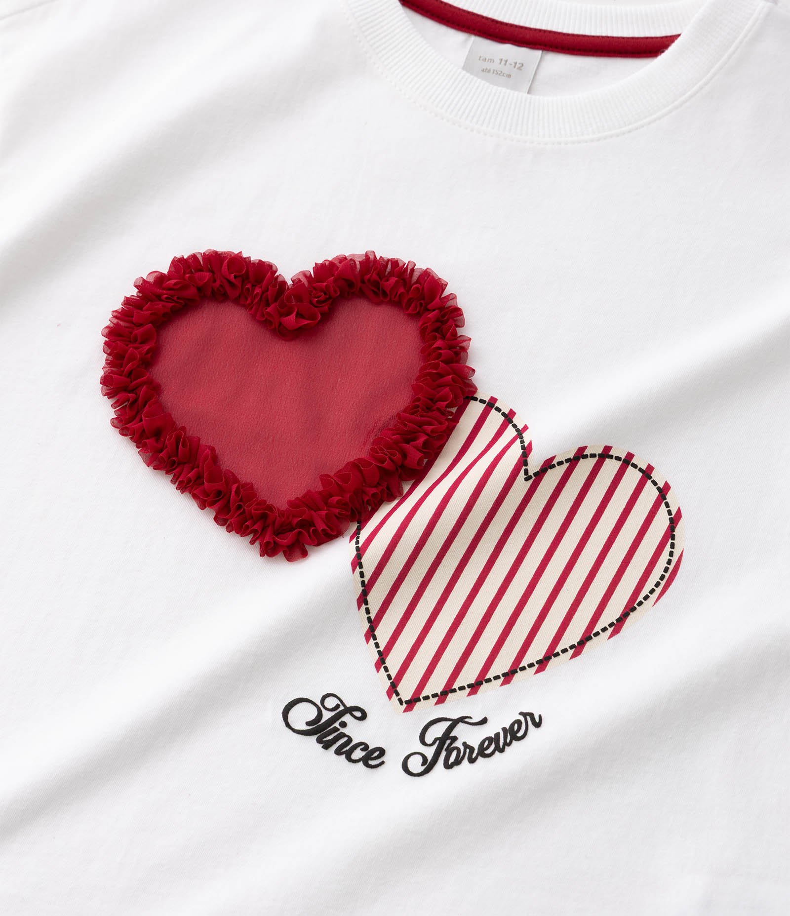 Blusa Infantil Boxy Em Algodão com Aplicação de Corações - Tam 5 a 16 Anos Branco 4