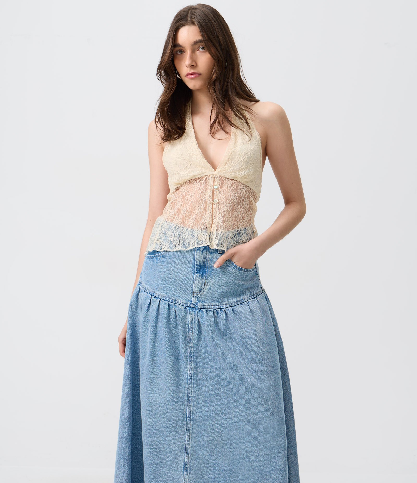 Saia Midi em Jeans com Cintura Alta com Recorte Franzido Azul 2