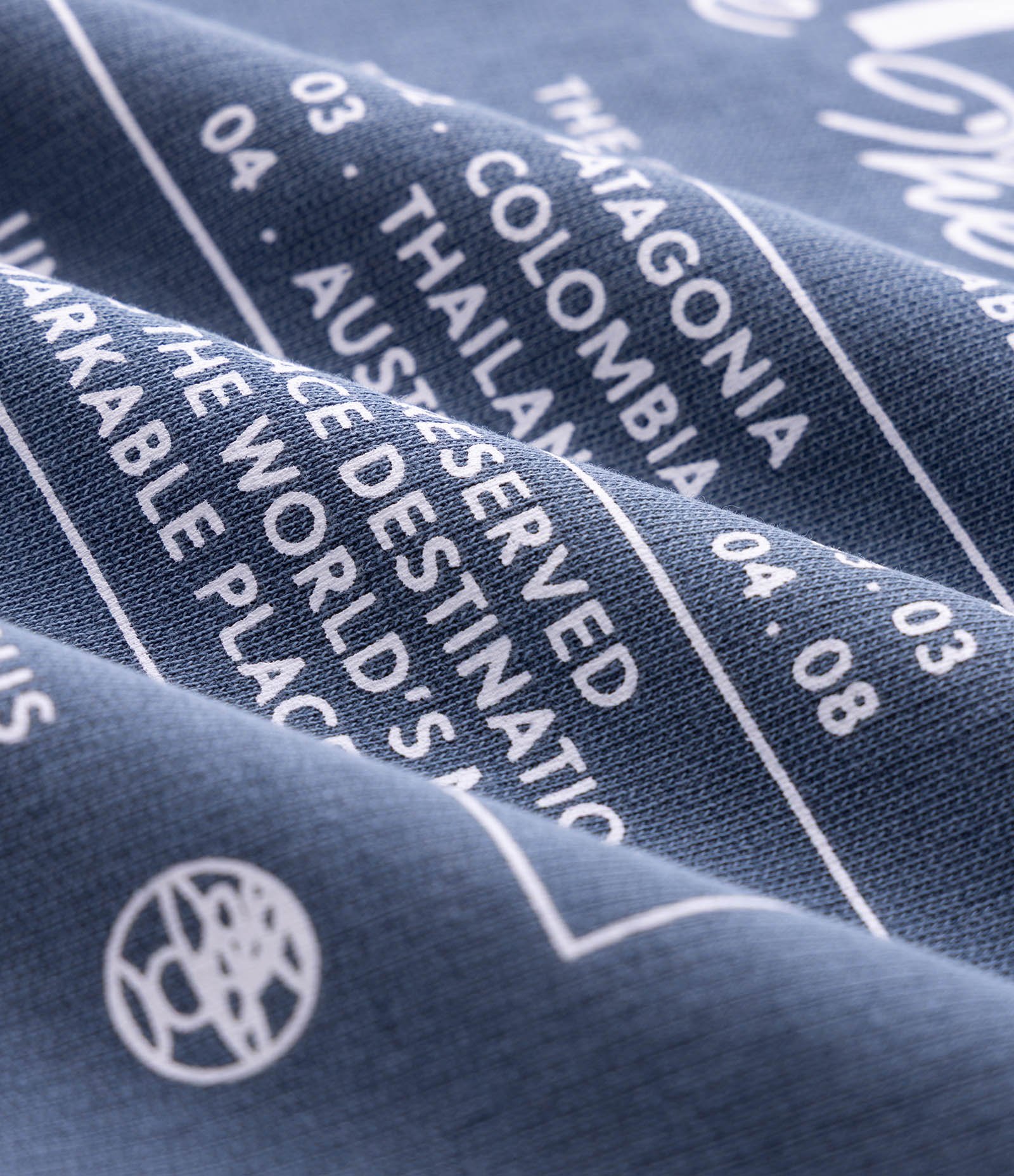Camiseta Oversized em Moletinho Photoprint Expedition Azul 3