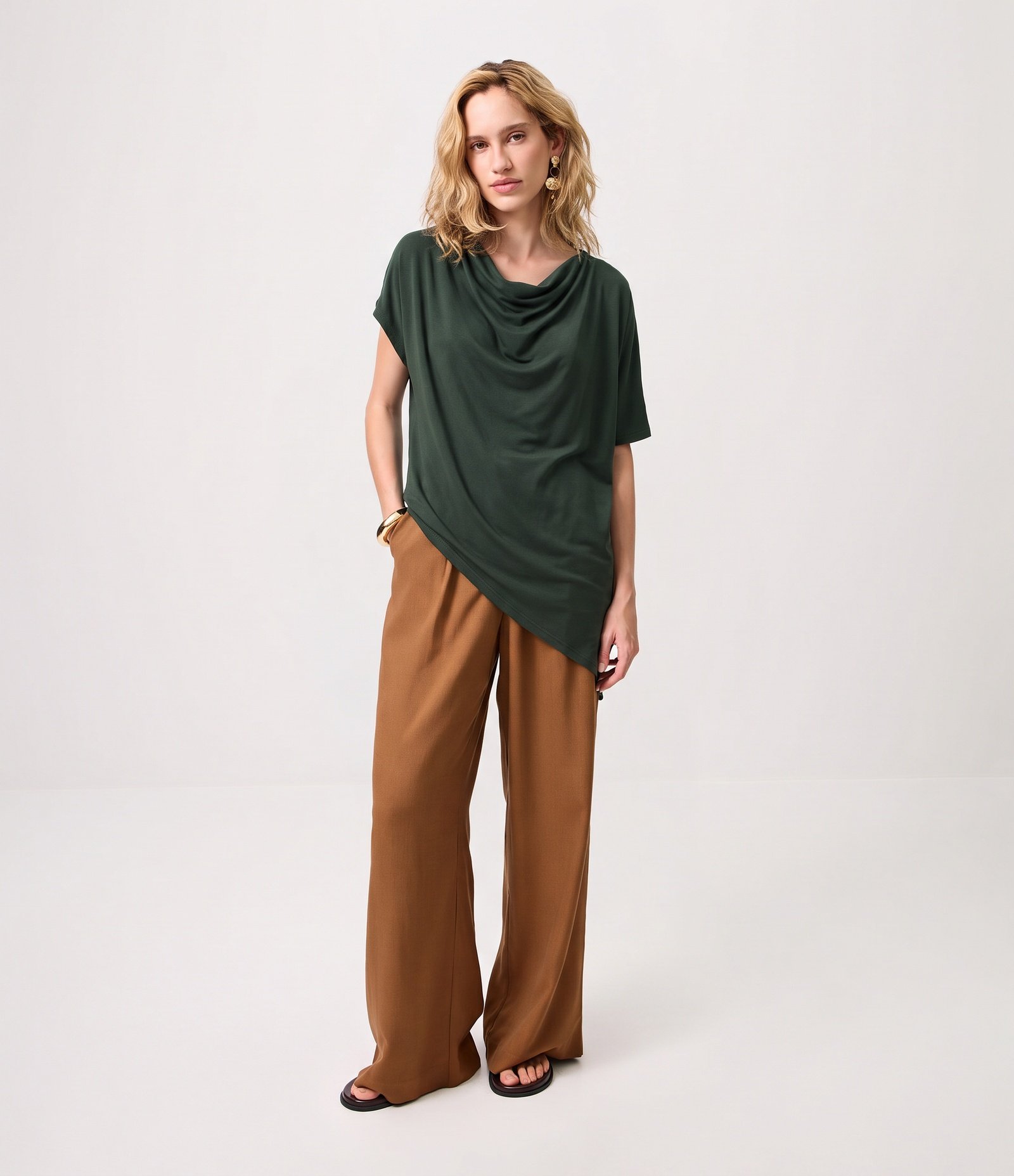 Blusa Assimétrica com Efeito Drapeado no Decote Verde 3