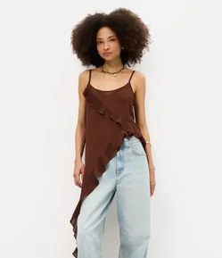 Blusa de Alcinha com Babados e Barra Assimétrica com Lateral Alongada