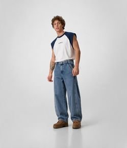 Calça Balloon em Jeans com Botão na Barra