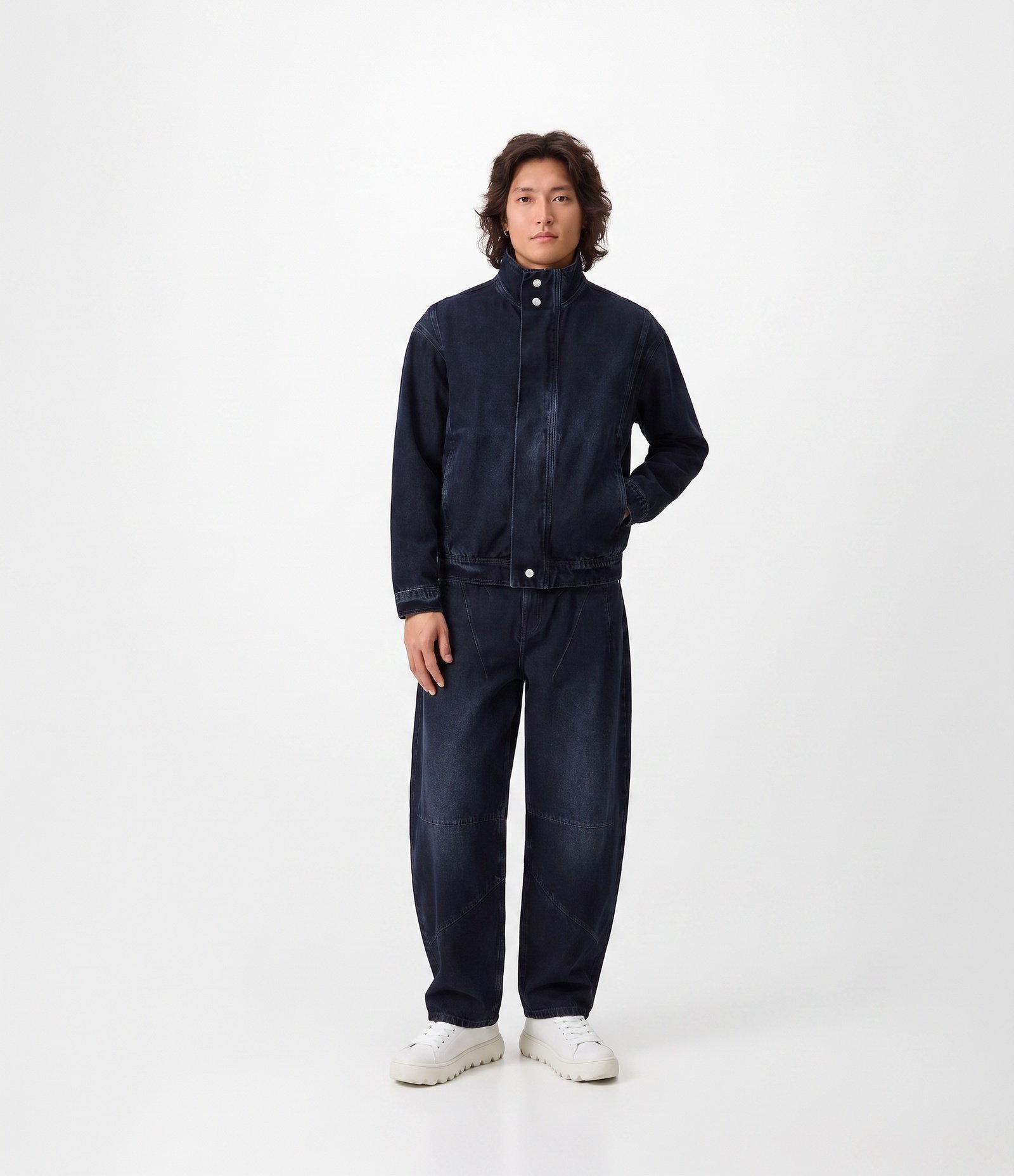 Jaqueta Jeans Boxy com Gola Alta Azul 2