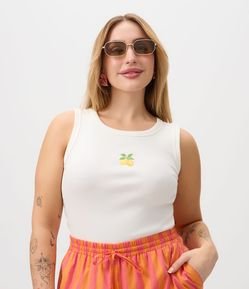 Regata Ajustada em Ribana com Bordado Curve & Plus Size