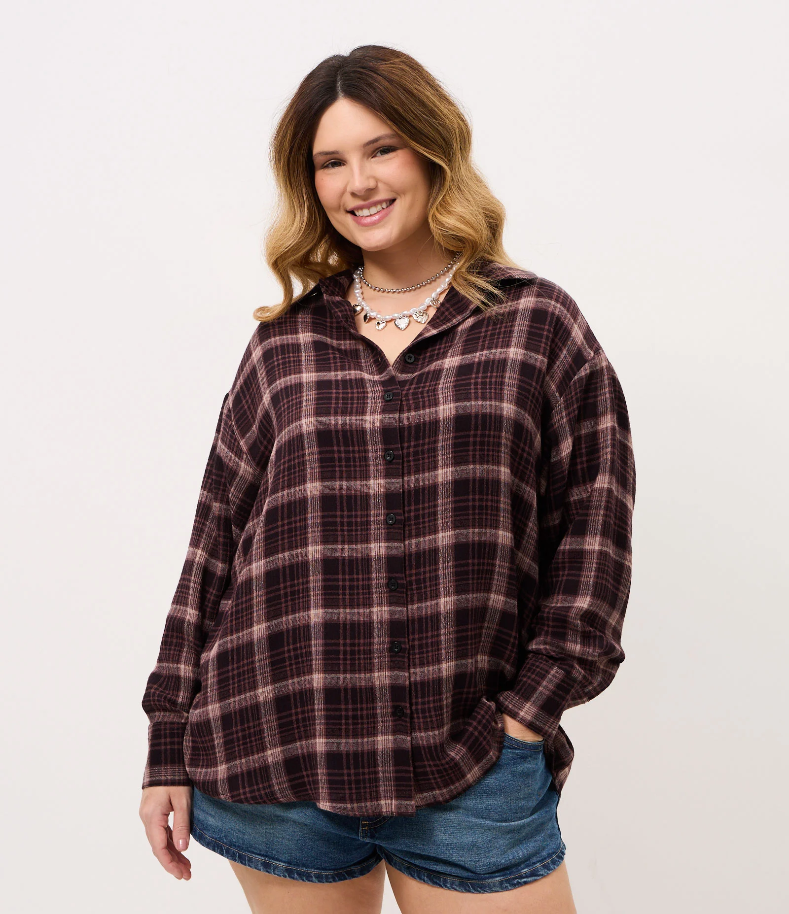 Camisa Oversized com Estampa Xadrez Curve & Plus Size Vinho 2