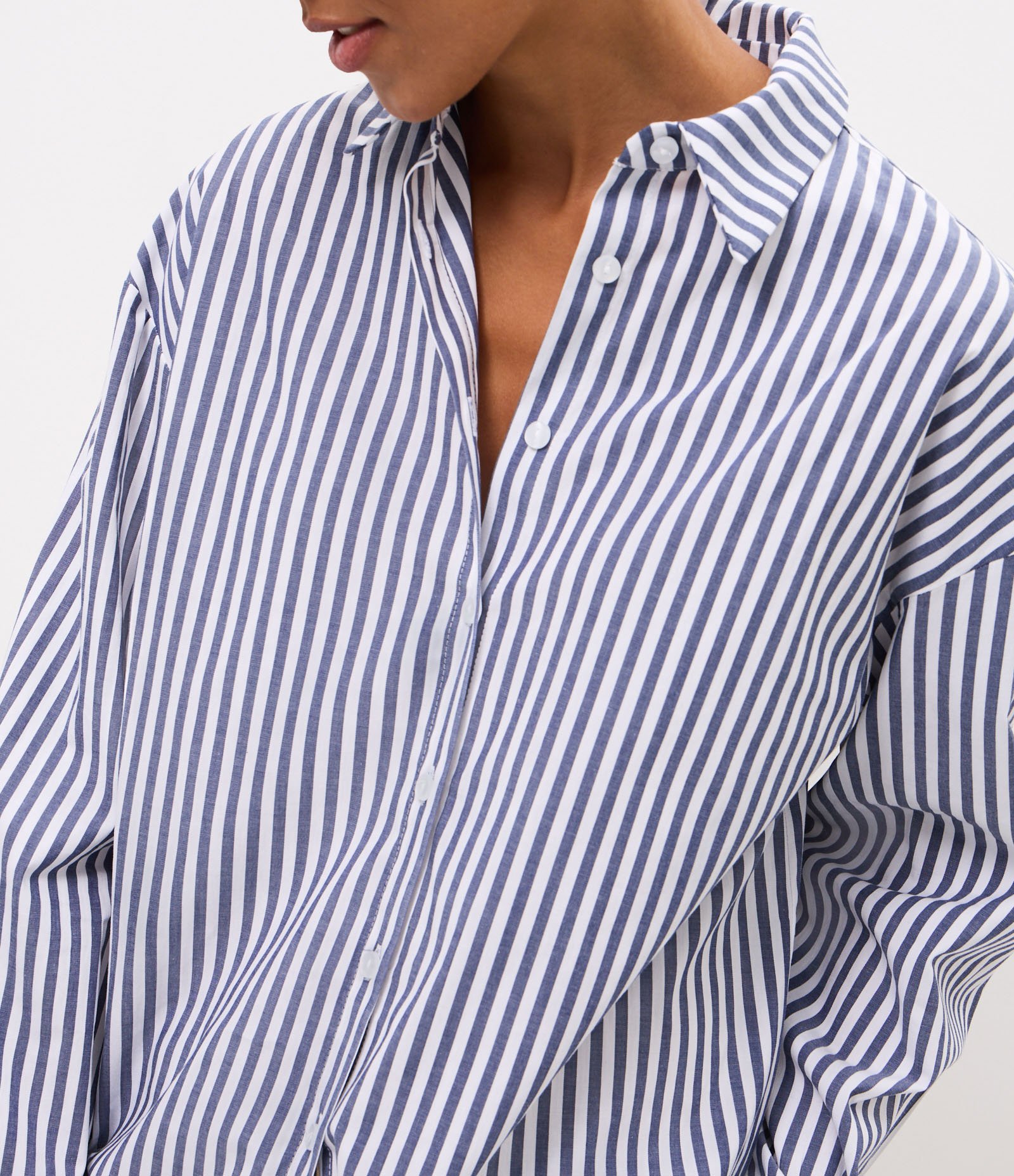 Camisa Over em Tricoline Listrada Azul 4