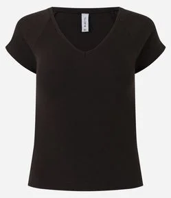 Blusa em Modal Raglan com Decote V