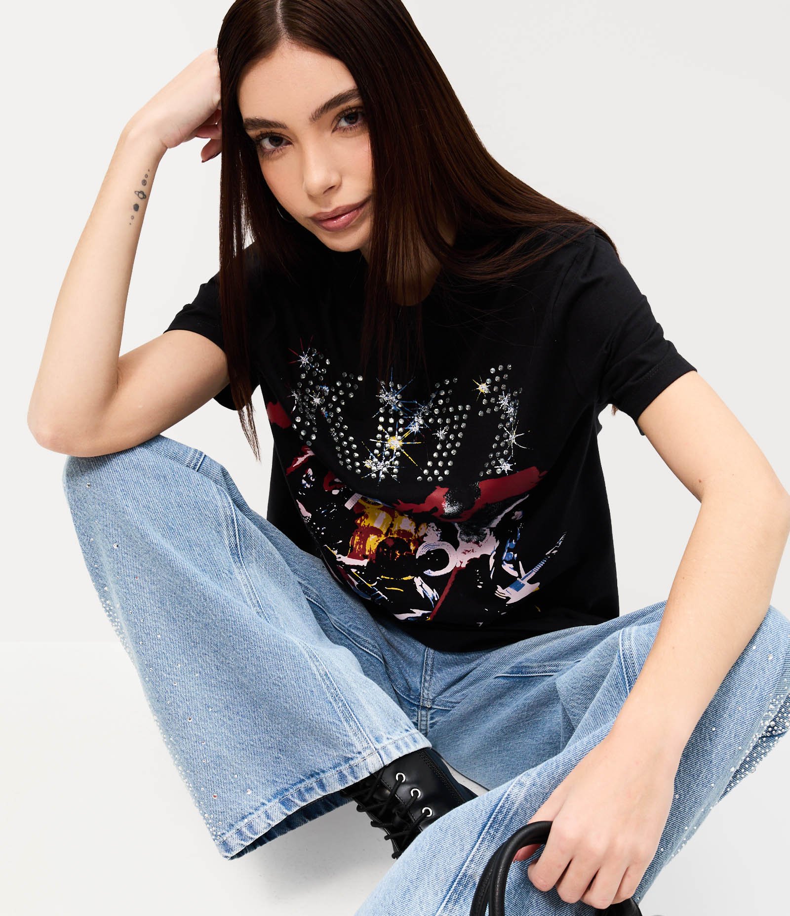 Camiseta em Algodão com Estampa Banda Kiss com Lettering Brilhoso Cinza 3