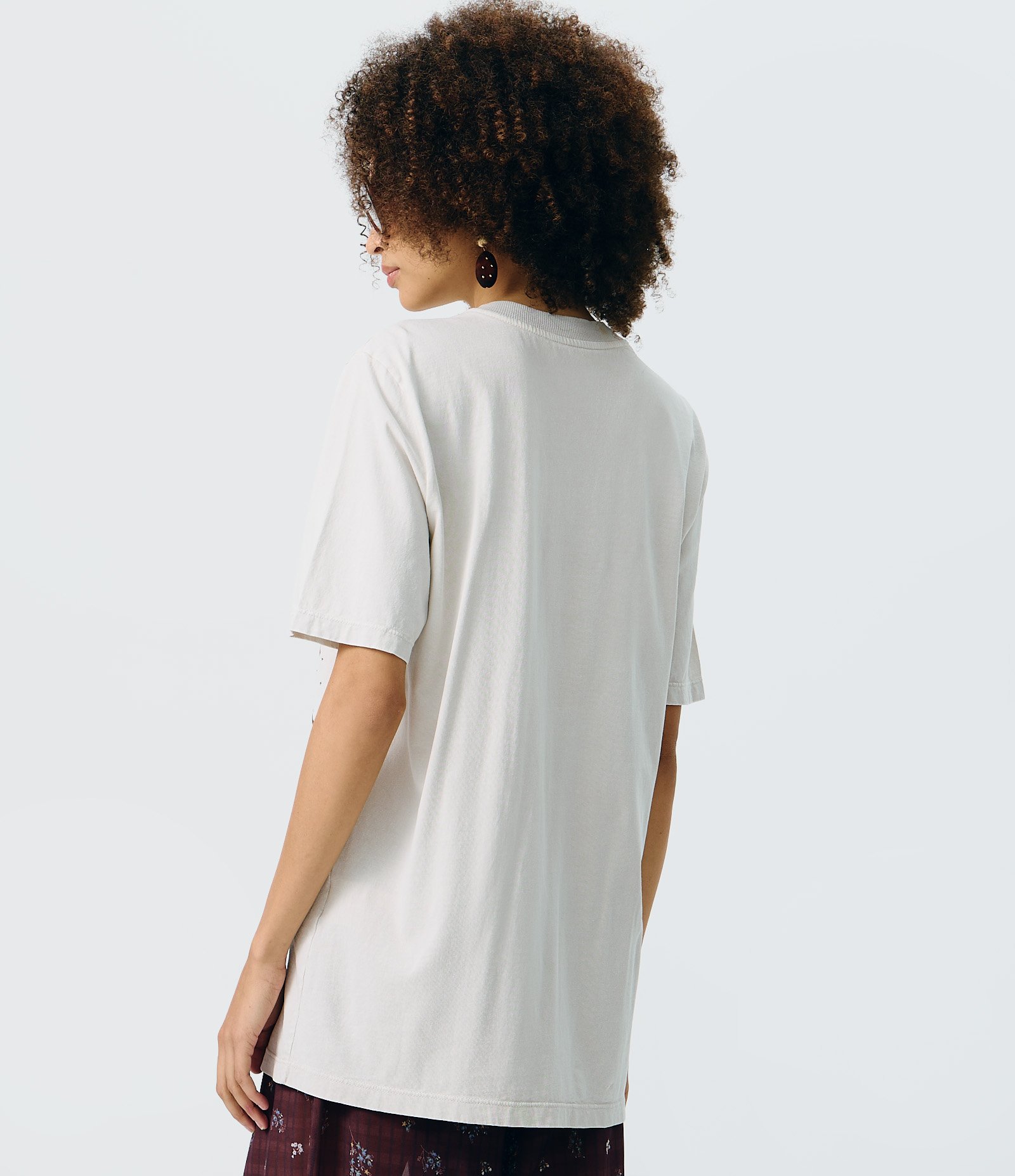 Camiseta Oversized em Algodão com Estampa Borboleta Marmorizada Cinza 4