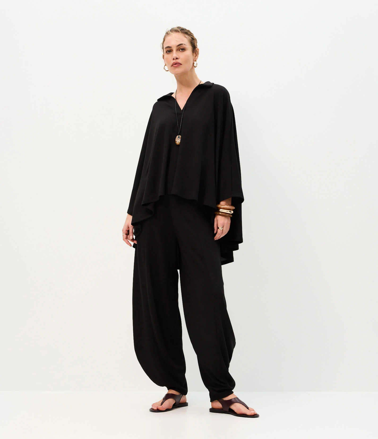Blusa em Tricô com Gola Polo e Mangas Amplas Preto 2