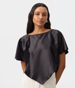 Blusa Acetinada com Barra Assimétrica em Ponta