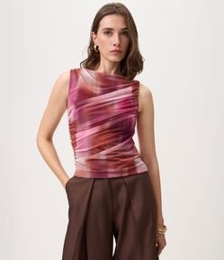 Blusa em Tule Franzido com Estampa Abstrata