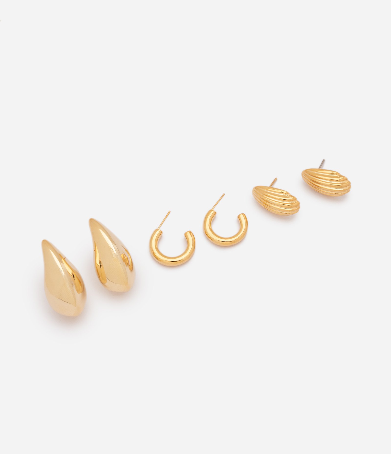 Kit de 03 Brincos com Modelo Argola Torcida e Gotas Dourado 1