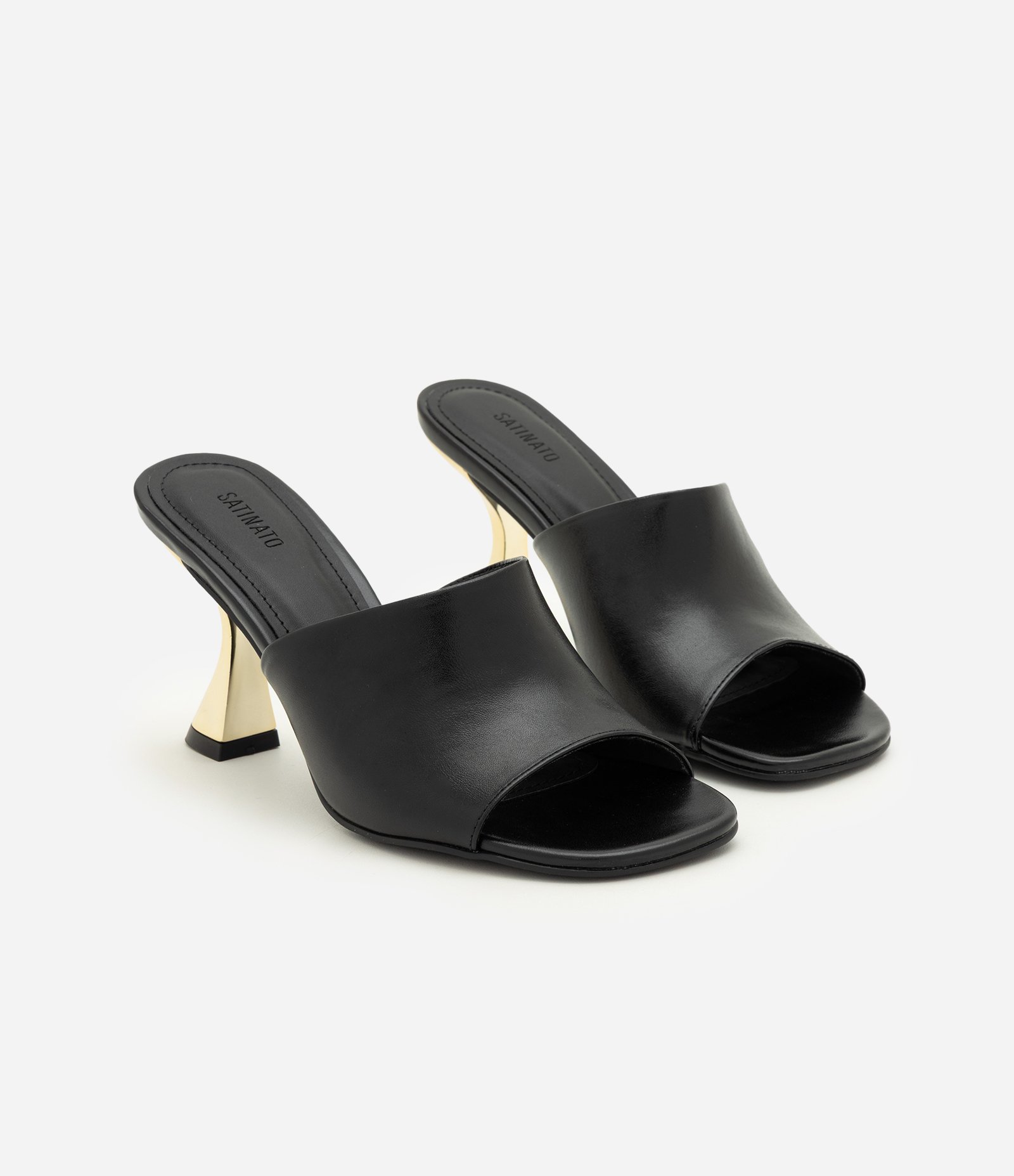 Sandália Mule em PU com Salto Escultural Metalizado Preto 3