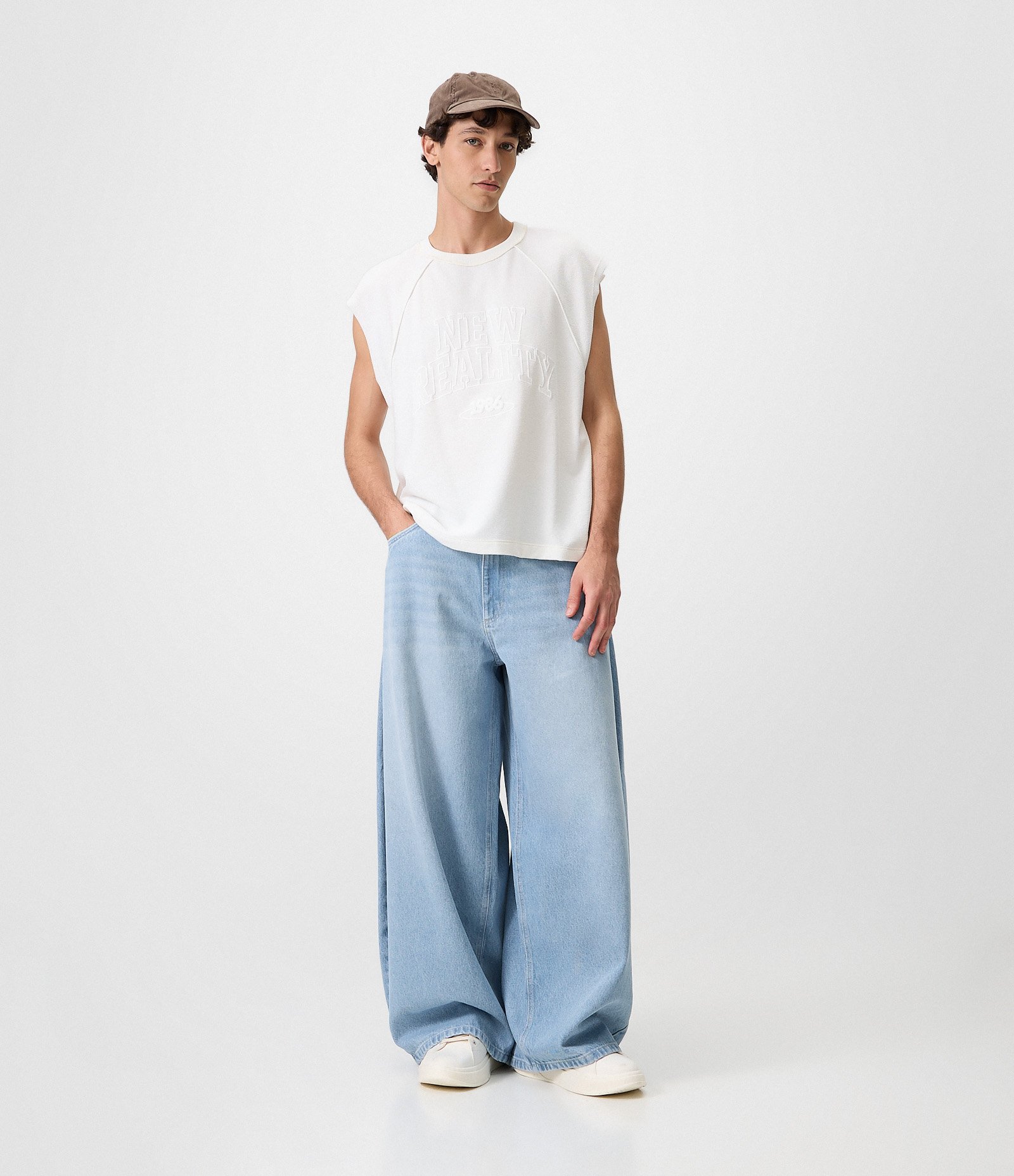 Regata Boxy Texturizada com Relevo Branco 2