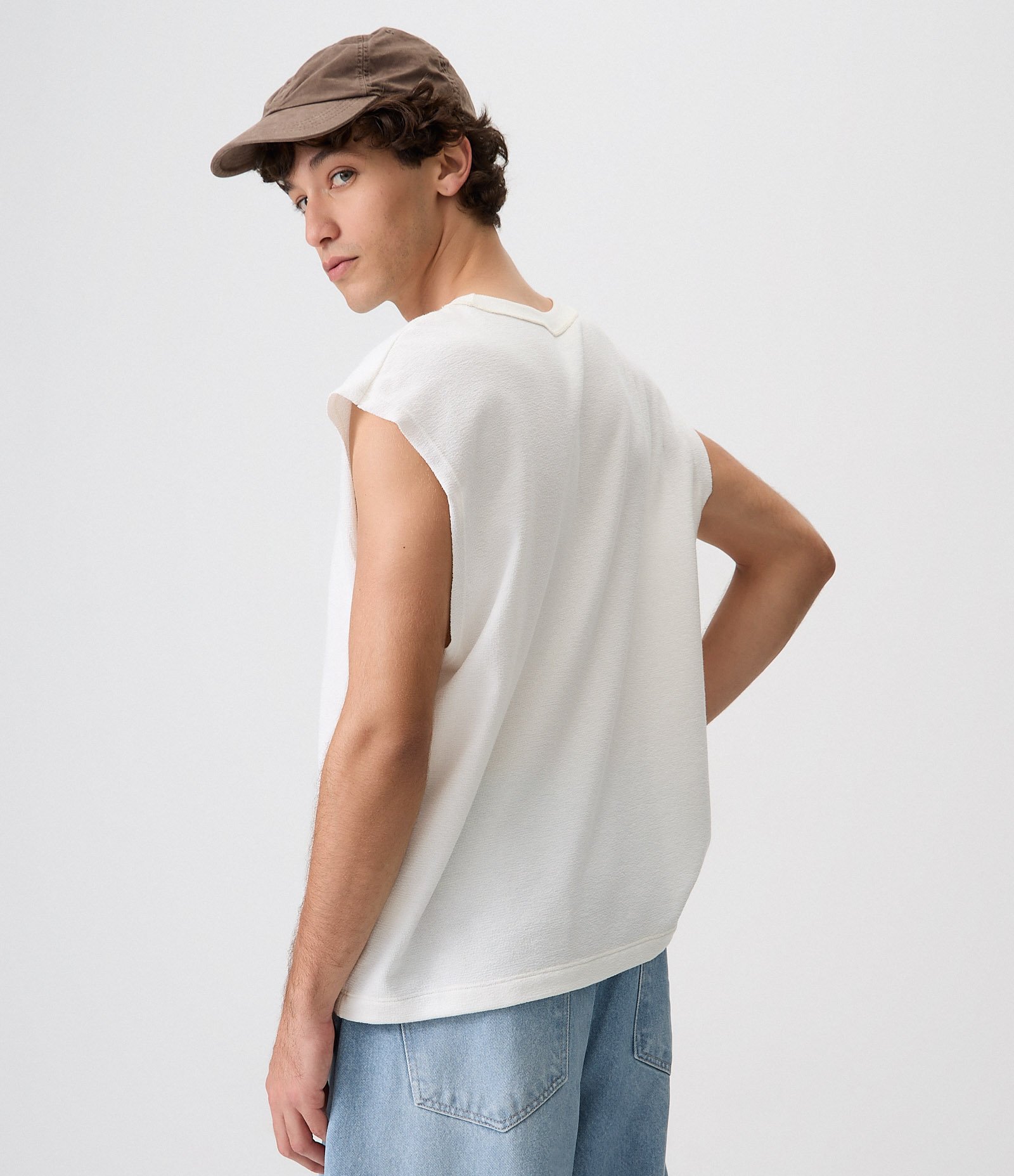 Regata Boxy Texturizada com Relevo Branco 3