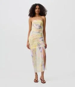Vestido Midi em Tule com Estampa Araras Abstrata e Efeito Drapeado