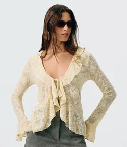 Blusa em Renda com Babados e Amarração Frontal