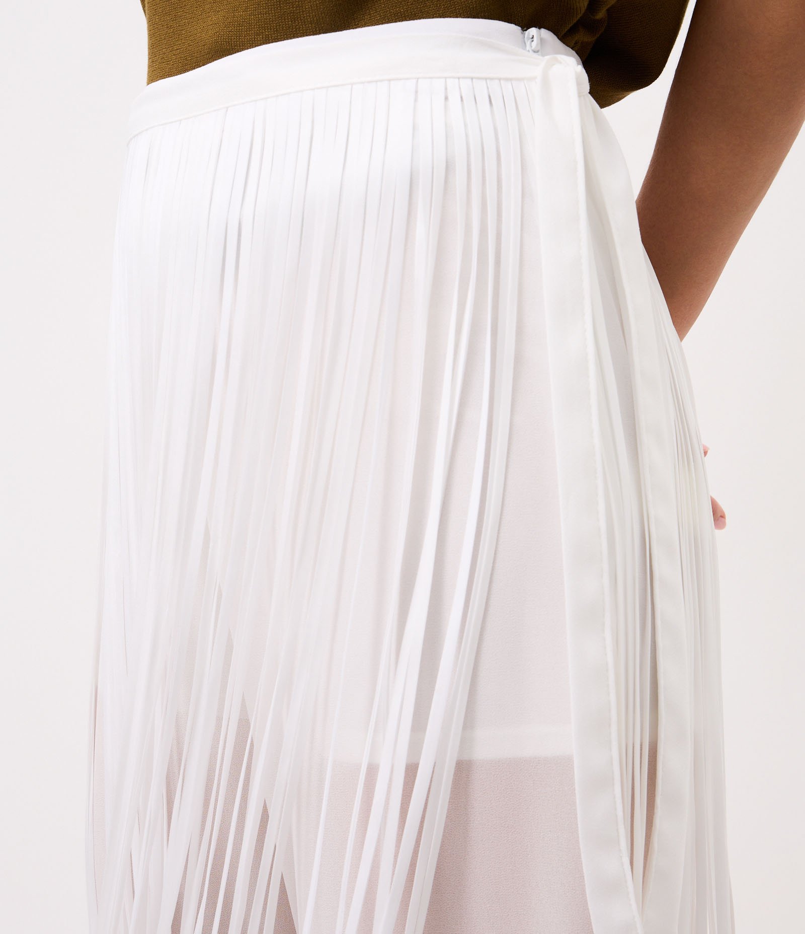 Calça Reta com Franjas Removíveis Branco 6