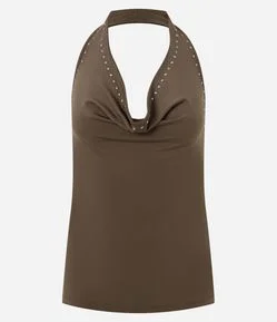 Blusa Frente Única com Decote Degagê e Aplicação de Tachas