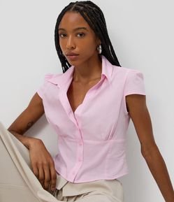 Camisa Ajustada em Tricoline com Manga Copinho
