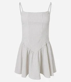 Vestido Godê Curto em Anarruga Listrada com Alças Finas