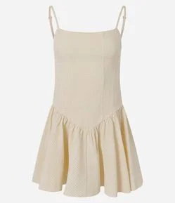 Vestido Evasê Curto em Anarruga Listrada com Alças Finas