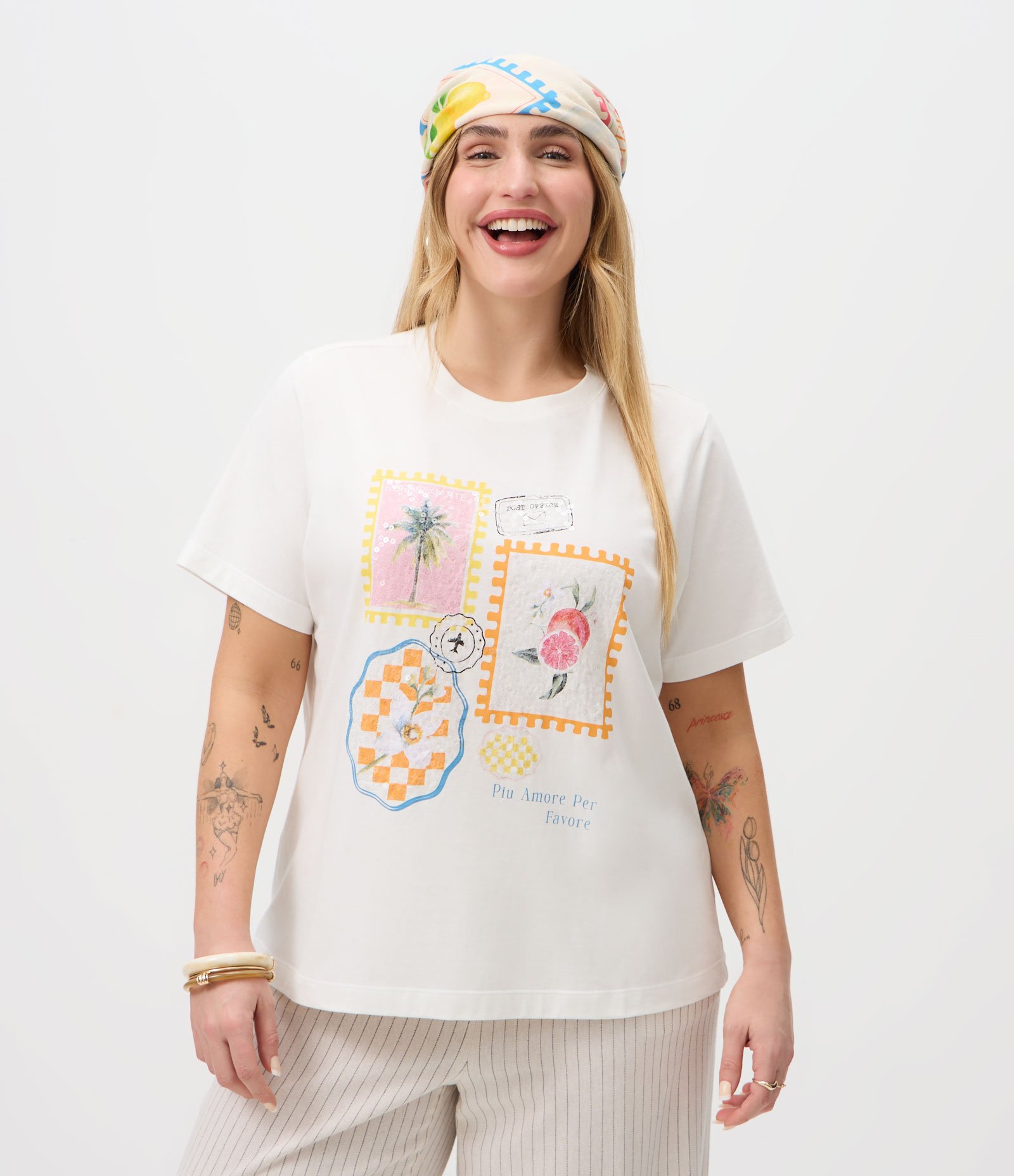 Blusa Regular em Algodão com Estampa de Selos e Paetês Curve & Plus Size Branco 2